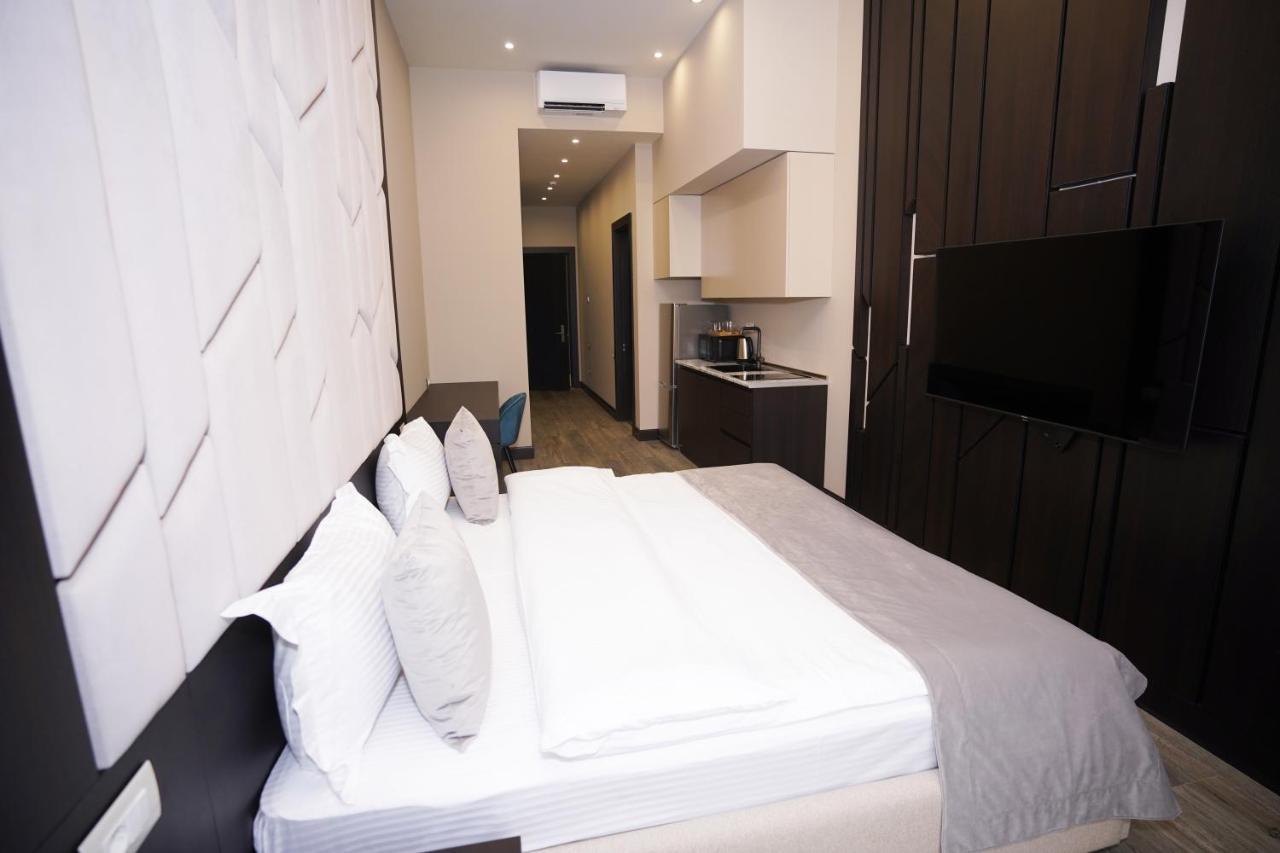 Soho Hotel City Centre Erevan Esterno foto