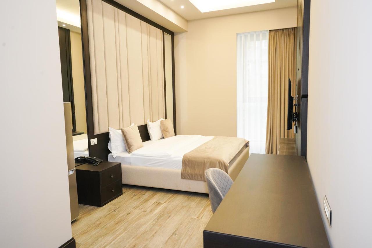 Soho Hotel City Centre Erevan Esterno foto