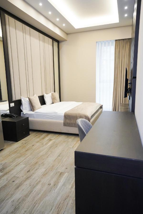 Soho Hotel City Centre Erevan Esterno foto