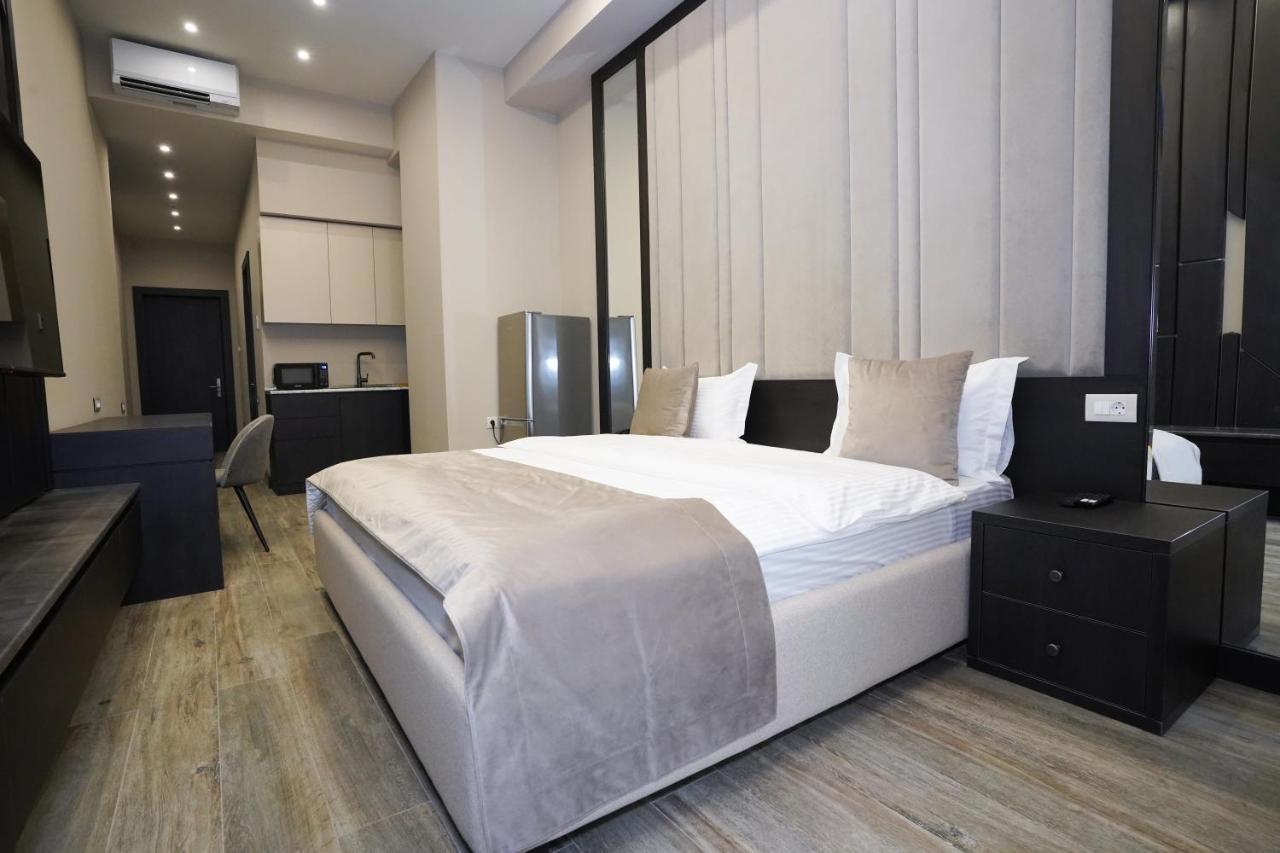Soho Hotel City Centre Erevan Esterno foto