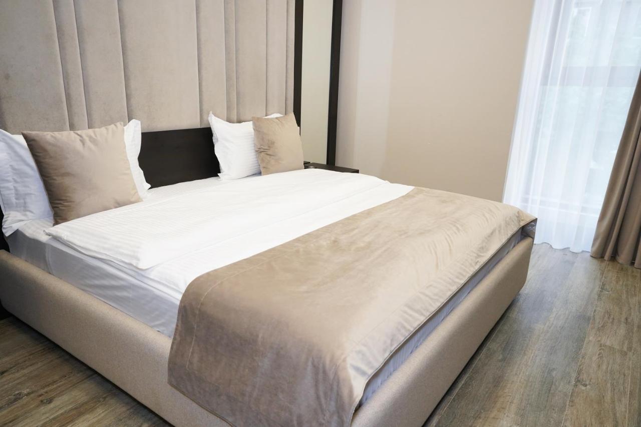 Soho Hotel City Centre Erevan Esterno foto